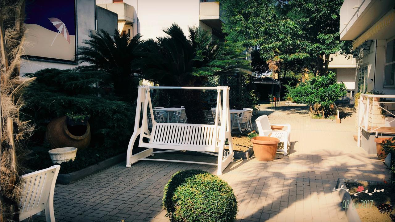 Claudia Residence Alba Adriatica Zewnętrze zdjęcie